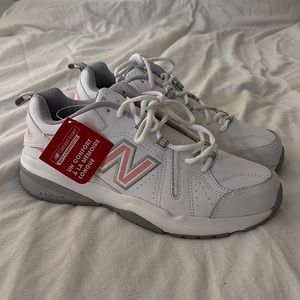 NWT new balance pink & white sneakers